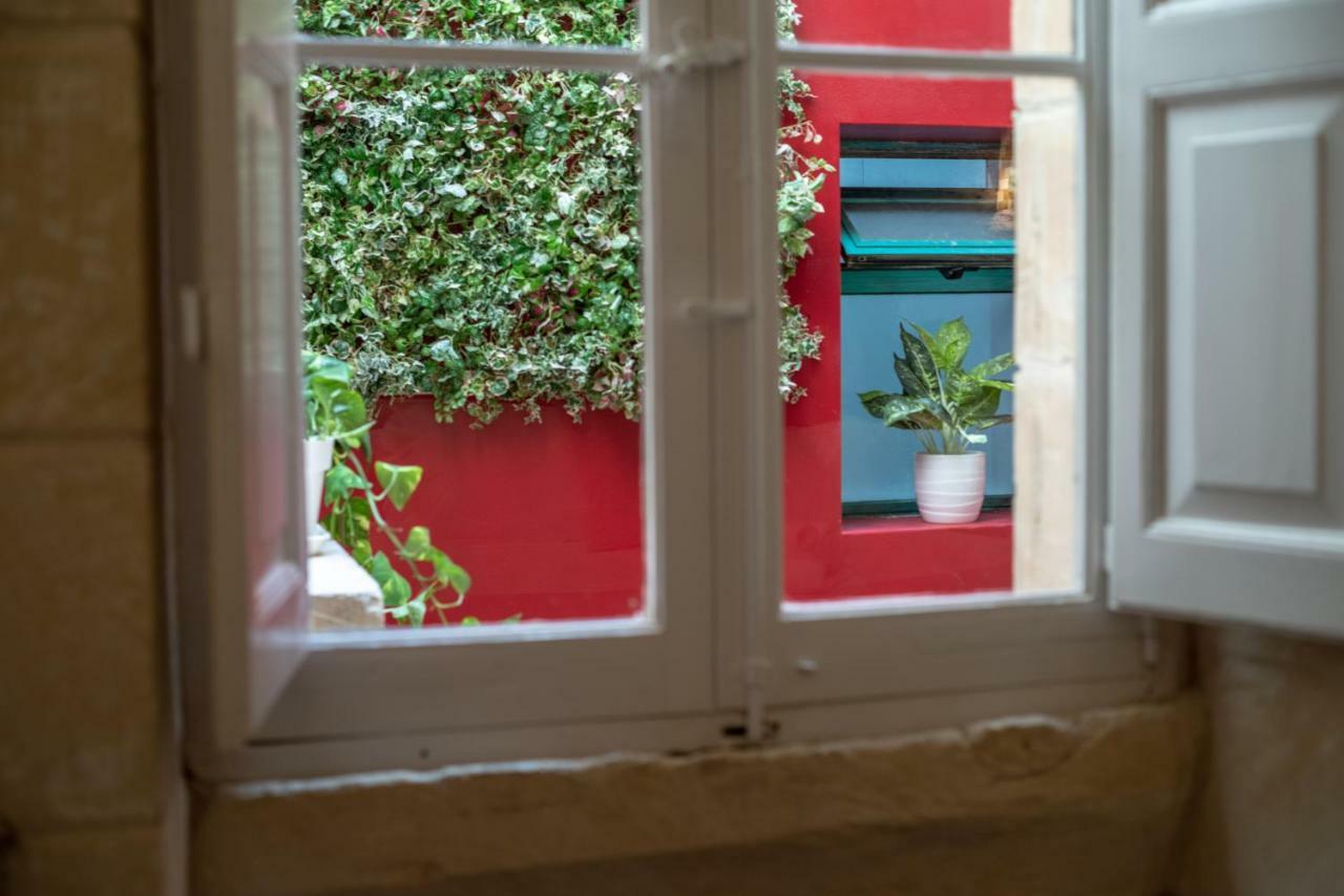 39 St. George Bed and Breakfast Victoria Εξωτερικό φωτογραφία